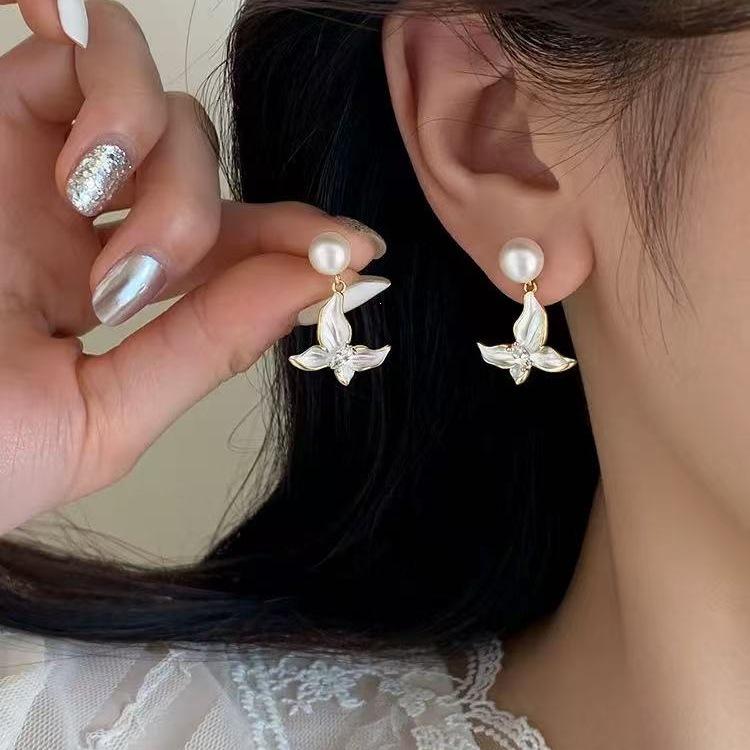 Elegant Pearl Butterfly Stud Earrings - 925 Sterling Silver, Light Luxury, New 2026 Women's Accessories.