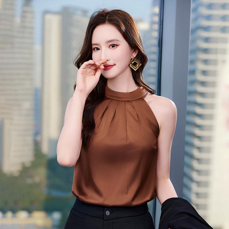 Women's Off-Shoulder Halter Top – Imitation Silk, Summer Style, Strappy Sleeveless Design, Elegant Niche Outerwear.