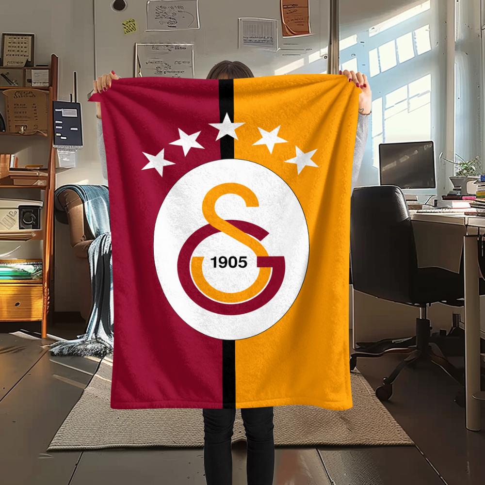 1 шт. Фланелева ковдра з принтом Galatasaray S.K, Висока якість, Для всіх сезонів, Декор для дому, Тепло та затишок, Ідеально для різдвяних подарунків