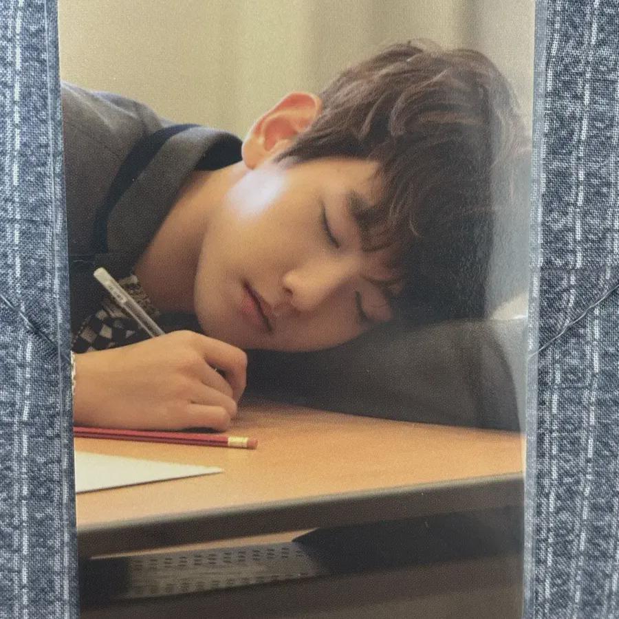 

Музыкальная шкатулка в честь 10-летия Exo Foca Baekhyun Byeonbaek Baekhyun фотокарточка