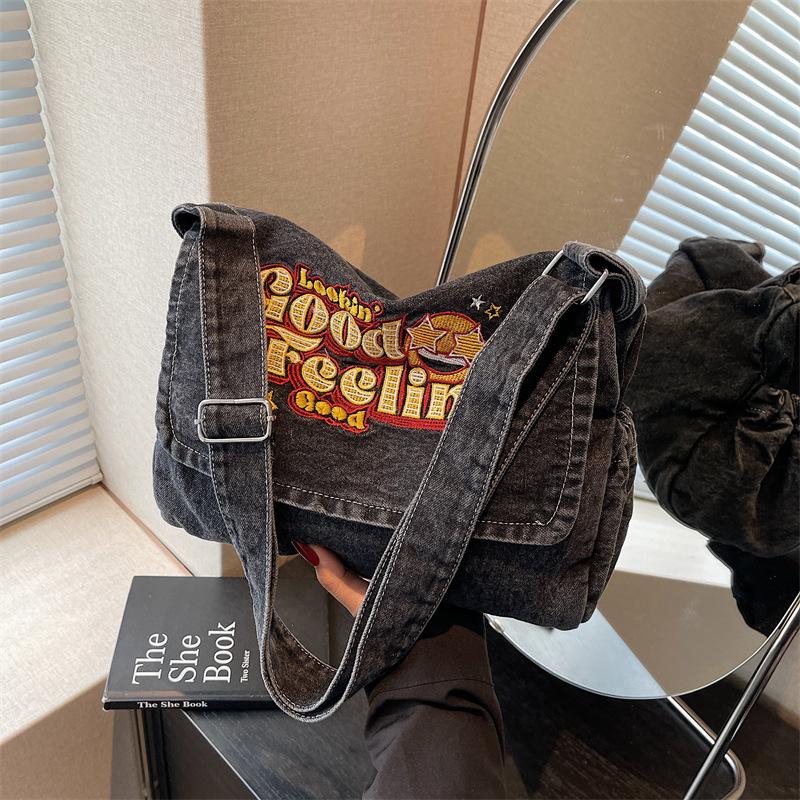 

Джинсовая сумка женская новая популярная студенческая сумка для учебы, сумка для поездок на работу, сумка через плечо, большая вместительная сумка-мессенджер чёрный