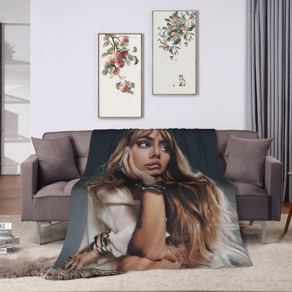 Soft BlanketKids Adult Camping Singer TINI STOESSEL Futtura Album  Throw Blanket Flannel Bedspread Couch Chair Sofa Bed Funny
