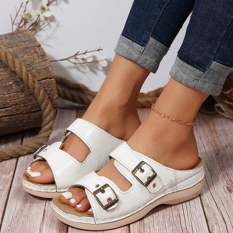 Double buckle cool slippers women's summer round head hollow metal buckle flat bottom outer wear plaid flip-flops