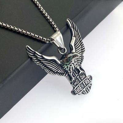 Vintage Free Eagle Logo Adler breitet Flügel aus Edelstahl Anhänger Einfache Titanstahl Halskette Schmuck Pulloverkette
