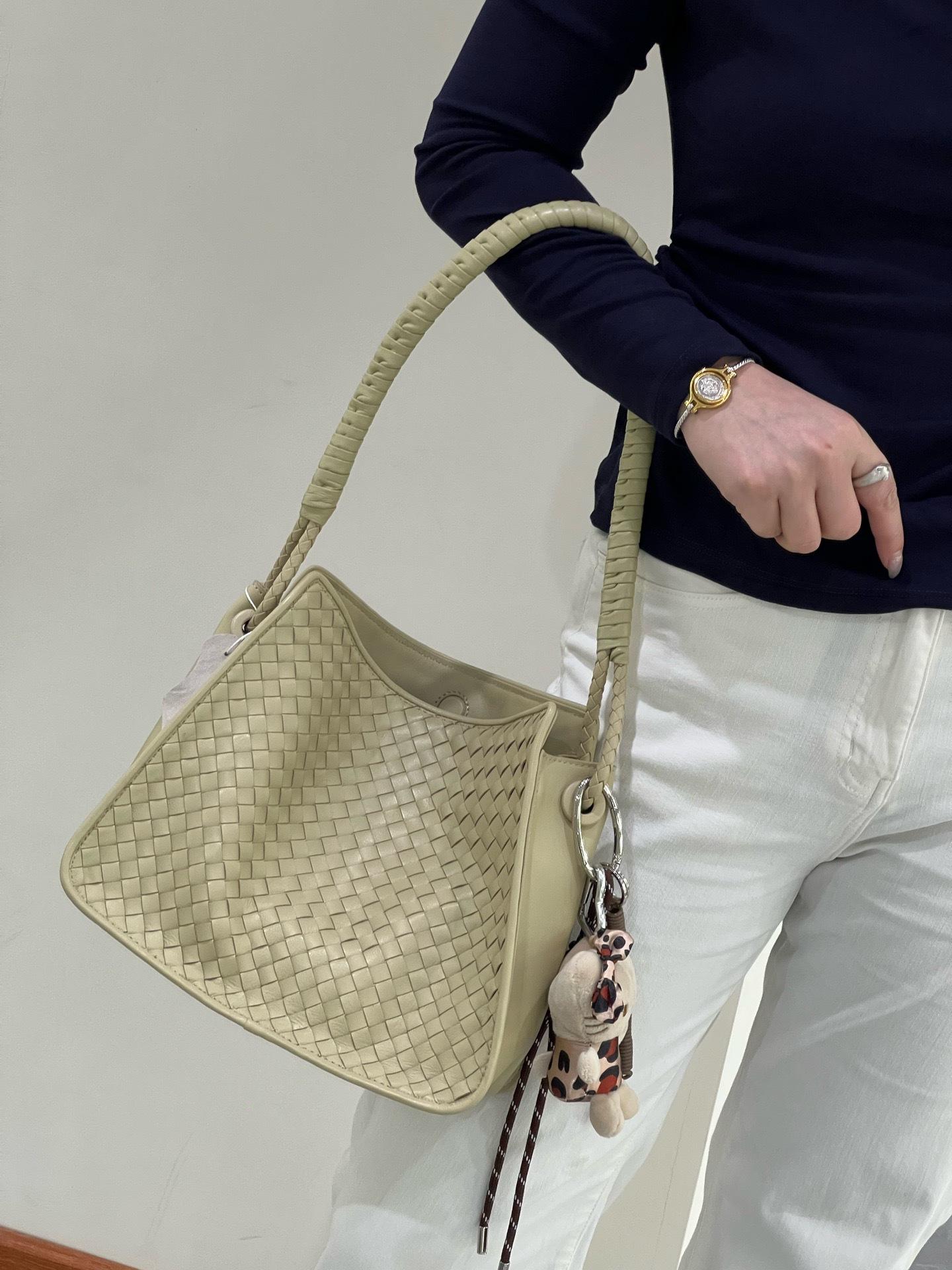 

Міжкордонна нова плетена сумка під пахву великої місткості, повністю ручної роботи, з овечої шкіри, для носіння в руці або на плечі, жіноча сумка 27*12*23cm