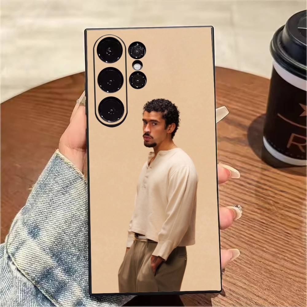 I Like It Singer B-Bad B-Bunnyyy-yS Phone Case For Samsung S25,S24,S21,S22,S23,S20,Ultra,S26,Plus,Fe,Note,5G Black Cover