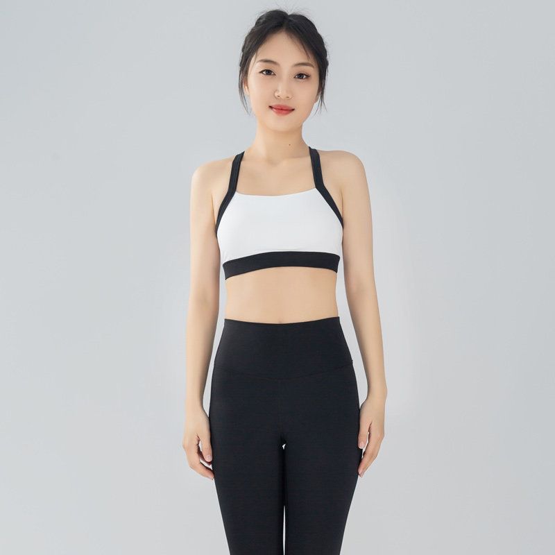 

Fashion Wind Big Brand with Chest Pad Nude Feel Fitness Suit White S