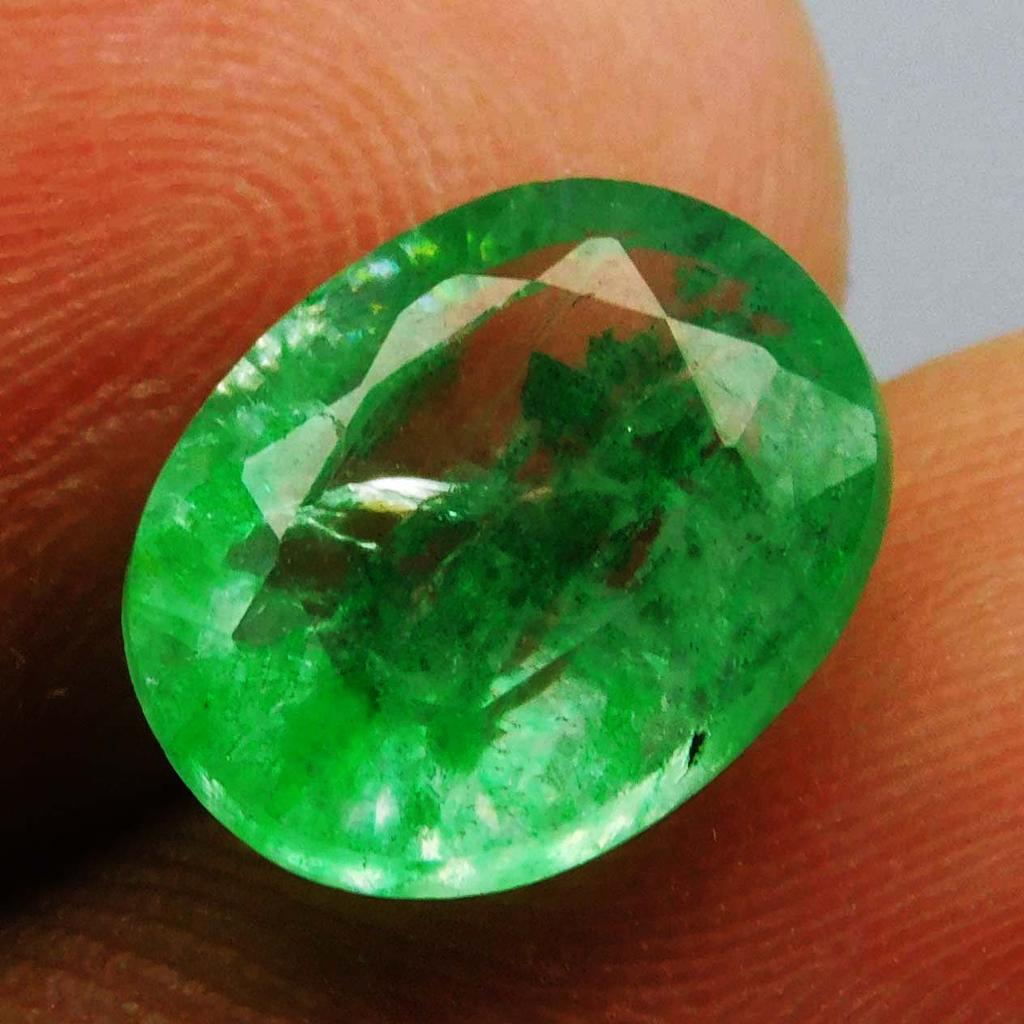 Oval Cut Muzo Emerald Green 7 Carat Natural Loose Gemstone Colombian