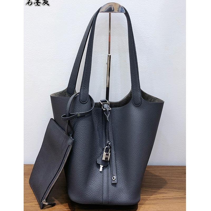 Single shoulder vegetable basket bucket bag women's large-capacity commuter underarm bag tote bag first layer cowhide handbag
