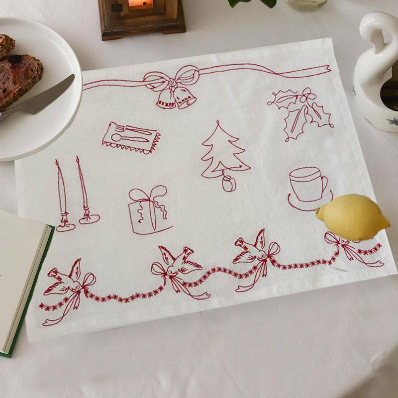 1Pc Cotton Christmas Cover Cloth Photography Props Christmas Pattern Decorative Cloth Embroidery Meal Mat Background Cloth
