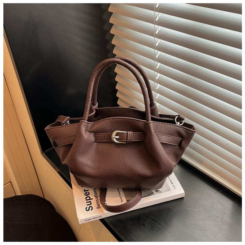 Design-themed Backpack with A Trendy Single Shoulder Strap and A Large Capacity for Daily Commuting.