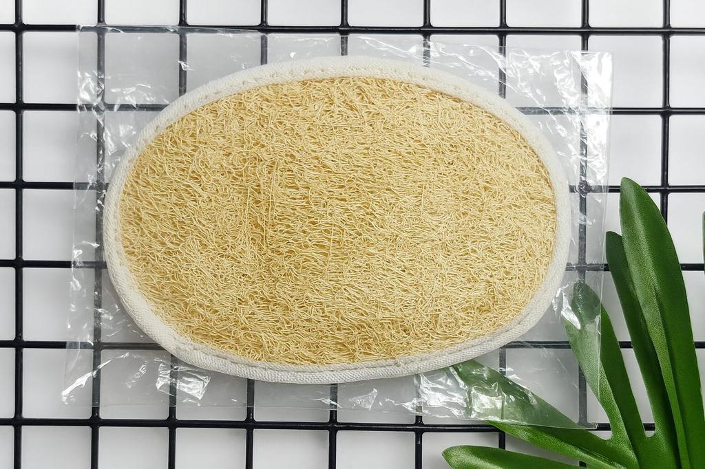 NOAK Natural Oval Loofah for Bathing | Soft & Smooth Body Scrubber | Gentle Exfoliation for All Skin Types, Removes Dead Skin Cells | Easy-to-Hold