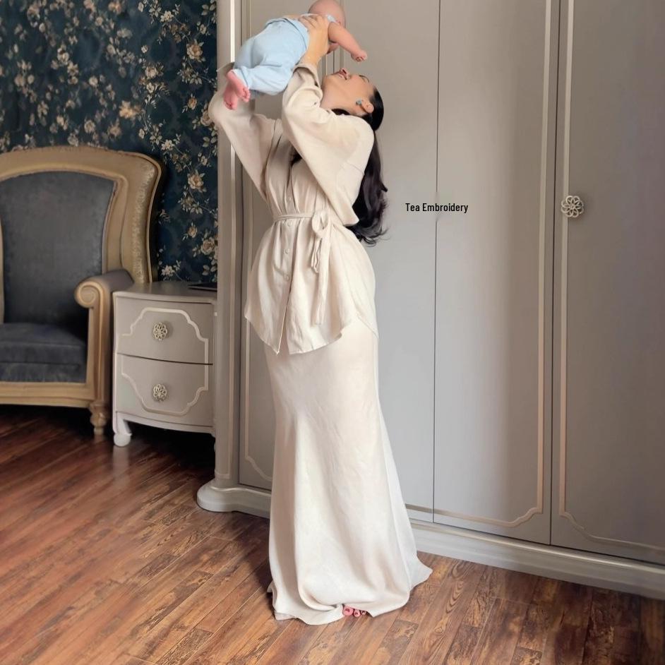 2025 Autumn Sweet & Salty Style Long-Sleeve Tie-Up Shirt and Hip-Hugging Skirt for European & American Women