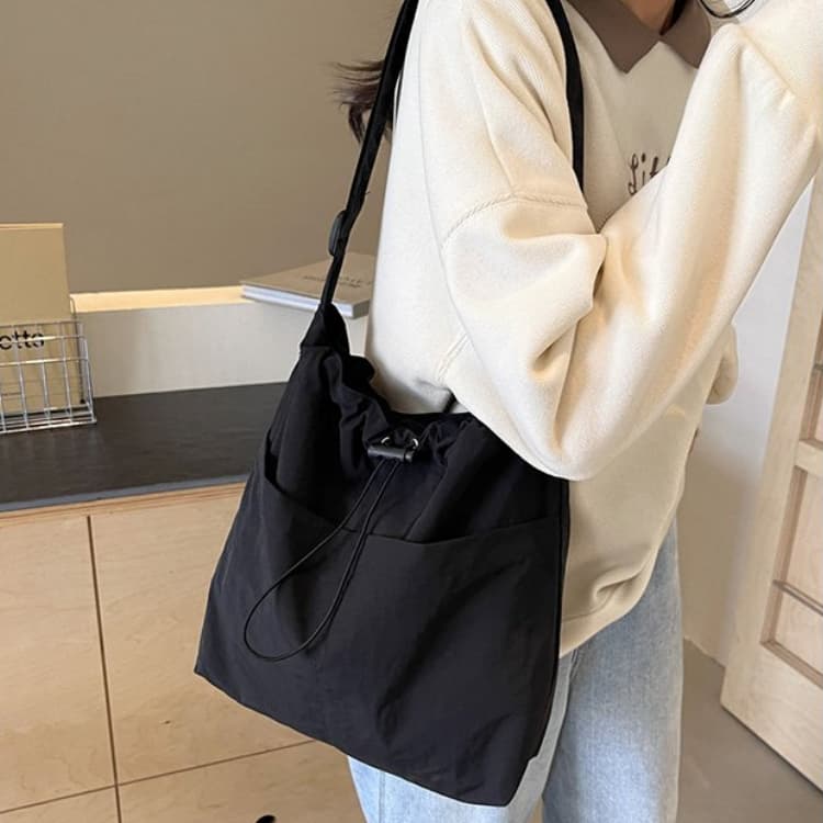 Sac fourre-tout en nylon à cordon de serrage grande capacité sac à bandoulière pour femme