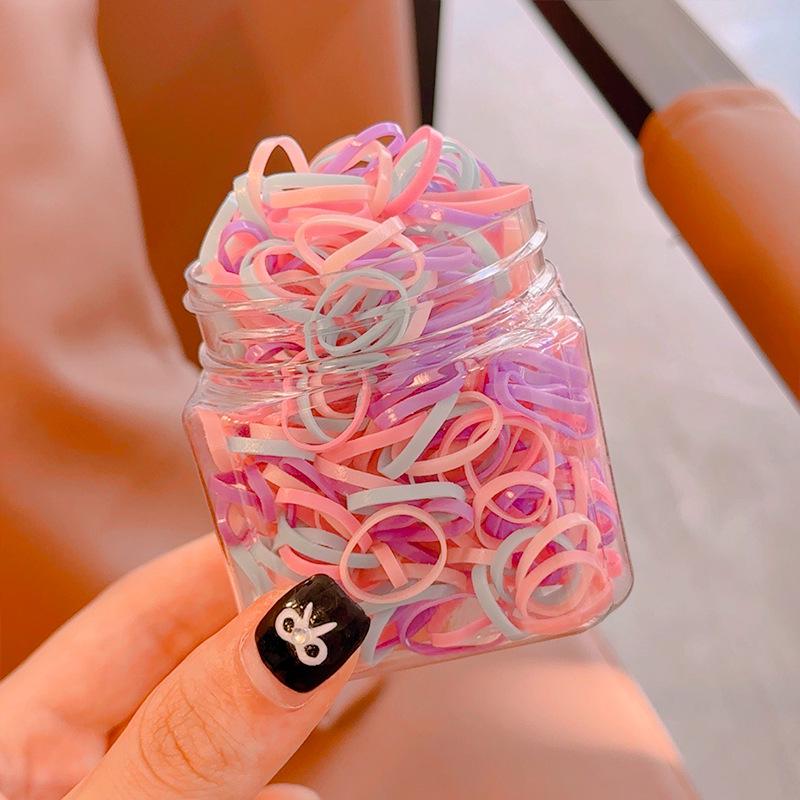 Jarred Rubber Hair Bands: No-Damage, Strong, and Unbreakable Hair Ties