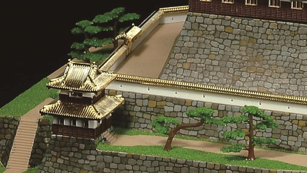 Doyusha Scale Japanese Castle Deluxe Gold Azuchi Castle Plastic Model 1/360 DG-6