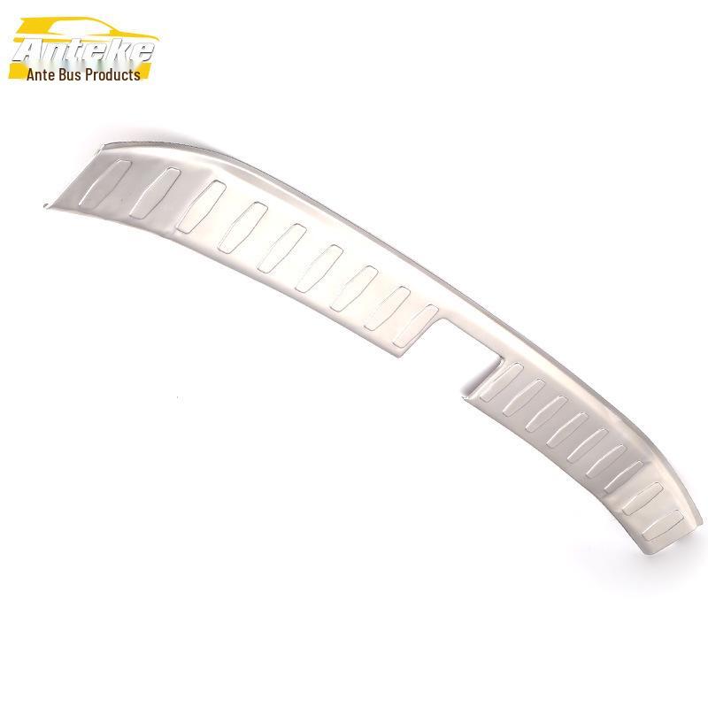 Zhonghua V5 Nerezový zadní chránič chránič pátých dveří