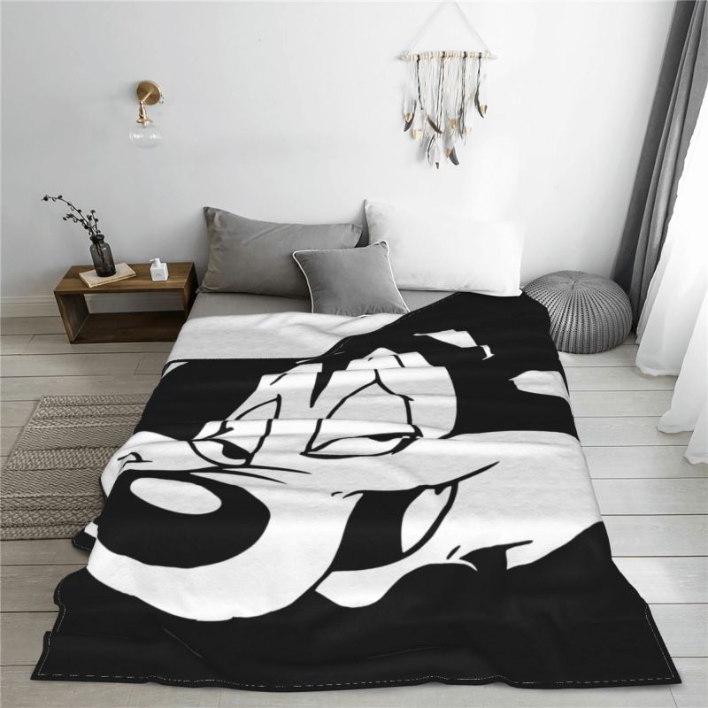 Pepe Le Pew Slash Guns N Roses 01 Blanket Plush Flannel All Season Cover Blanket For Sofa Bedroom