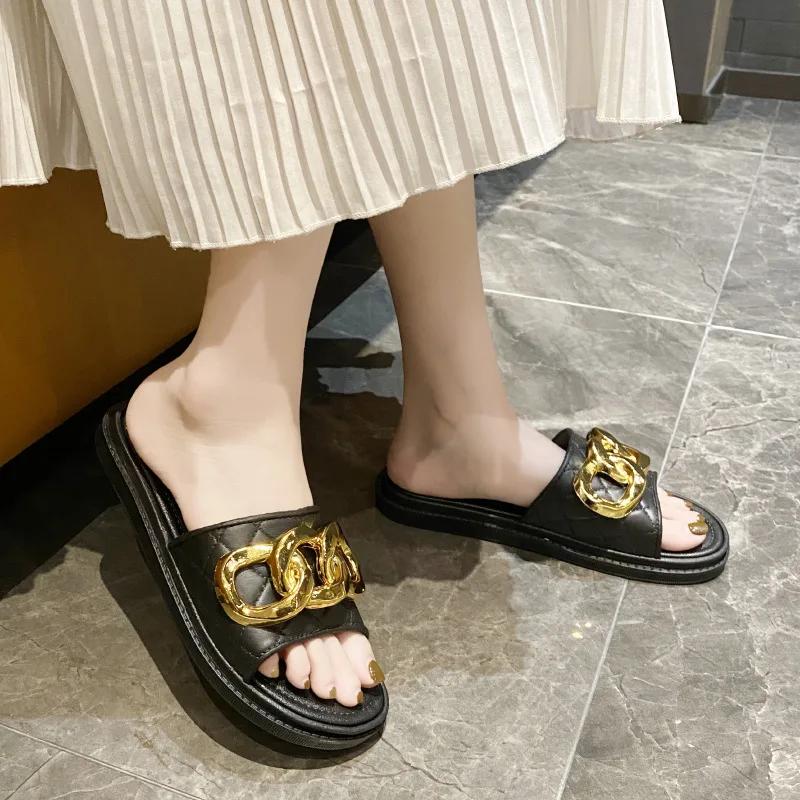 Fashion Luxury Summer New Sandals Women's Chain Links Korean Version Outdoor Wear Home and Indoor Personalized Beach Shoes