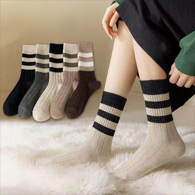 10 Pairs Women's Comfortable Mid Calf Socks Breathable Chic Knit Stripe Printed Female Sock