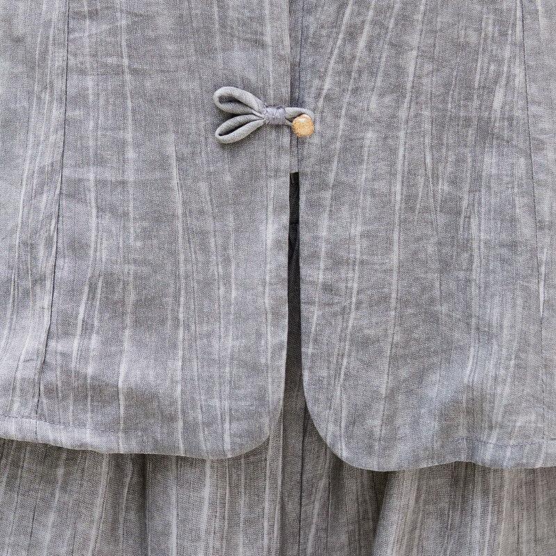 Pastte Sommer-Set im neuen chinesischen Stil für Mütter mit V-Ausschnitt und weiten Hosenbeinen