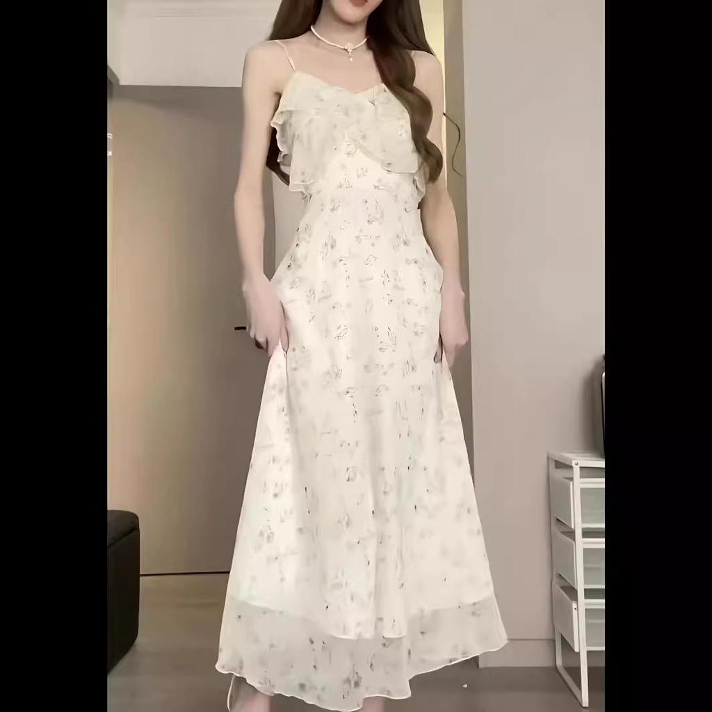 Elegant Floral Suspender Skirt: French Retro Slim V-Neck Dress, This Year's Trendy Sweet Women's Fashion