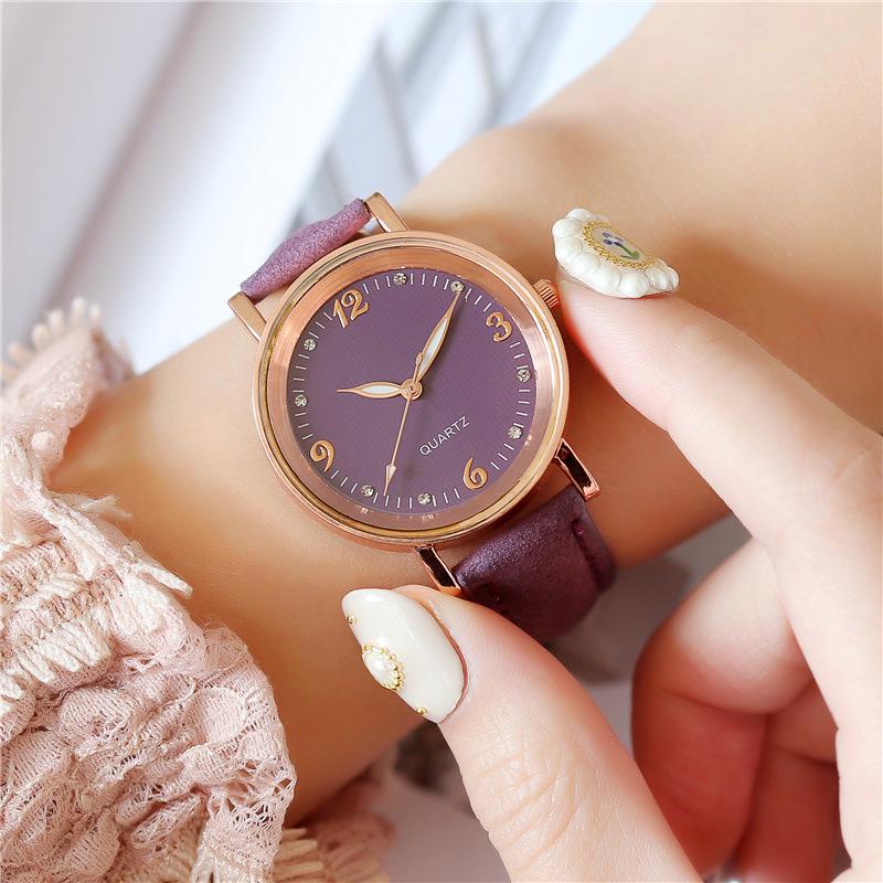 Luminous Women's Leather Strap Fashion Watch