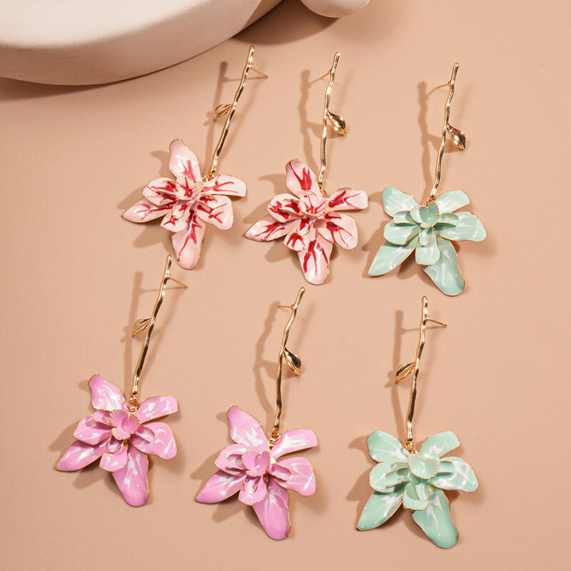 Sweet Gradient Pink Oil Drip Flowers Dangle Earrings for Women Exaggerated Irregular Metal Large Flower Earrings Jewelry Gifts
