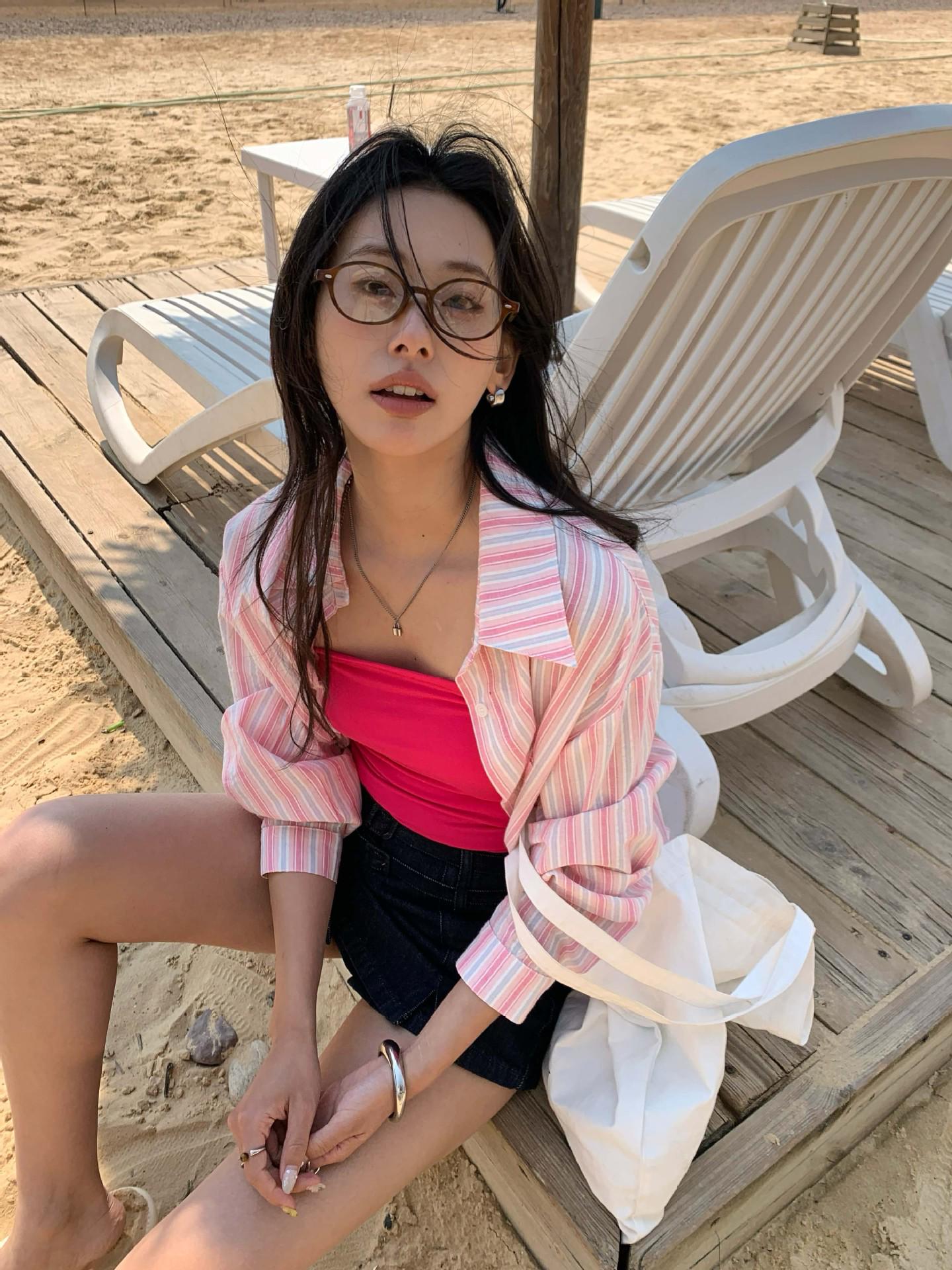 

Huang Zheng Women s Striped Turn-Down Collar Pocket Shirt, Summer 2025 Style, Fresh Sweet Versatile Long-Sleeve Top. One Size розовый