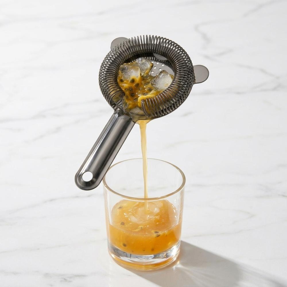 High-Density Spring Bar Strainer Anti Rust Ice Strainer Professional Drink Strainer  Restaurants