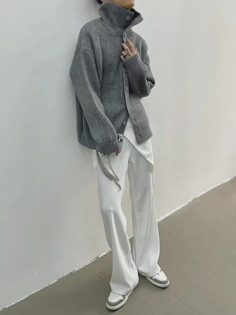 Unisex Korean Fashion Knitted Sweater: Loose Fit with Button Details for Autumn/Winter