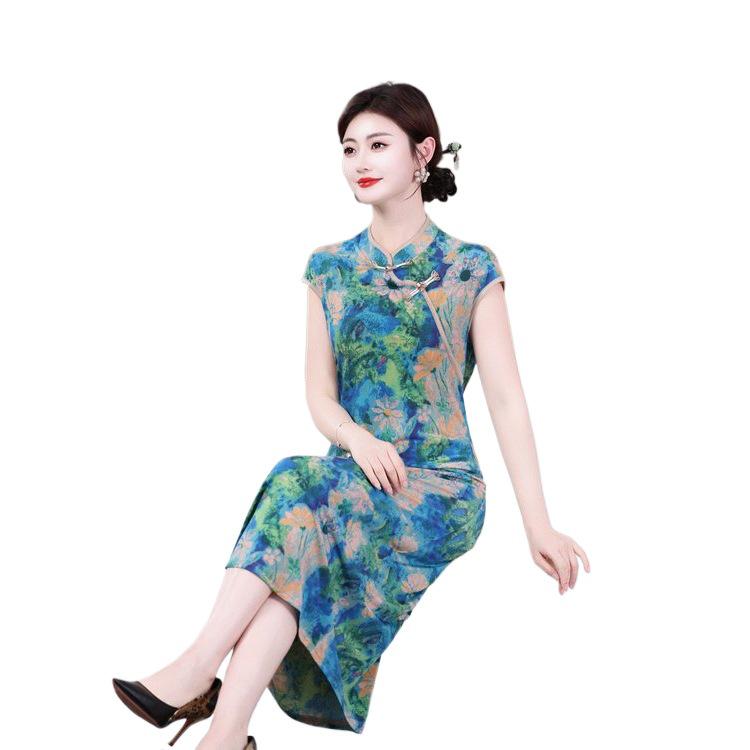 Summer Cheongsam for Middle-aged Moms (50-60) - Flattering Fit for a Subtle Belly Concealment