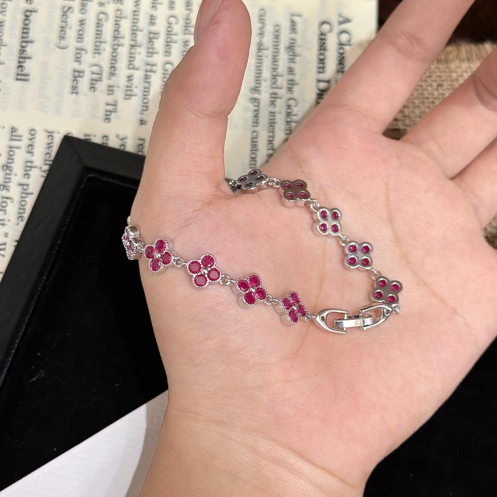 New Full Diamond Four-leaf Clover Bracelet High Luxury Old Money Style Retro Colored Flower Bracelet