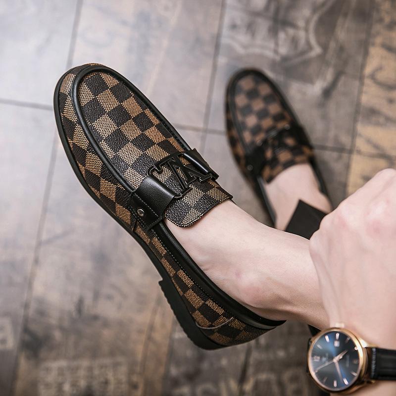 Large size men's loafers with one foot plaid casual shoes men's driving lazy shoes business dress leather shoes men