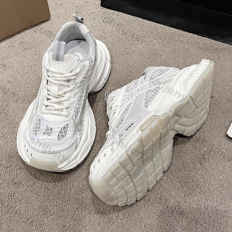 Women's White Sneakers 2026 New Mesh Breathable Platform Sports Running Shoes Comfortable Fashion Cross Tied Vulcanized Shoes