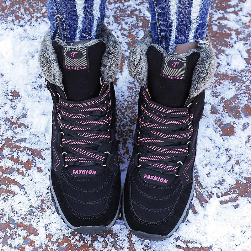 

Зимние женские бархатные теплые зимние сапоги, женская хлопковая обувь с высоким берцем и толстой подошвой 42 чёрный