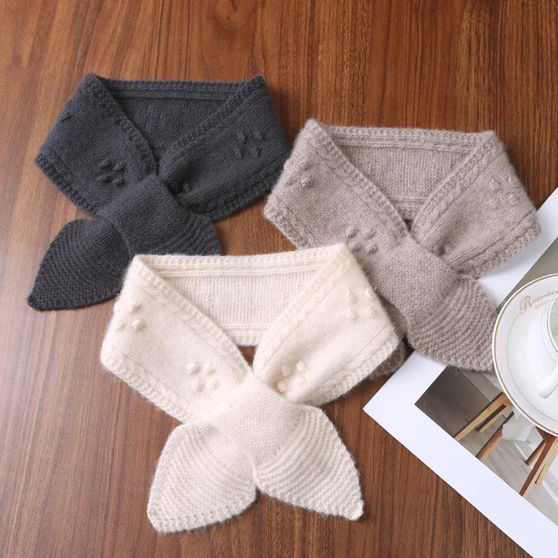 Women's 100% Pure Wool Perforated Knitted Small Bow Tie Scarf Warm Printed Neck Guard Woolen False Collar Fashion Accessory