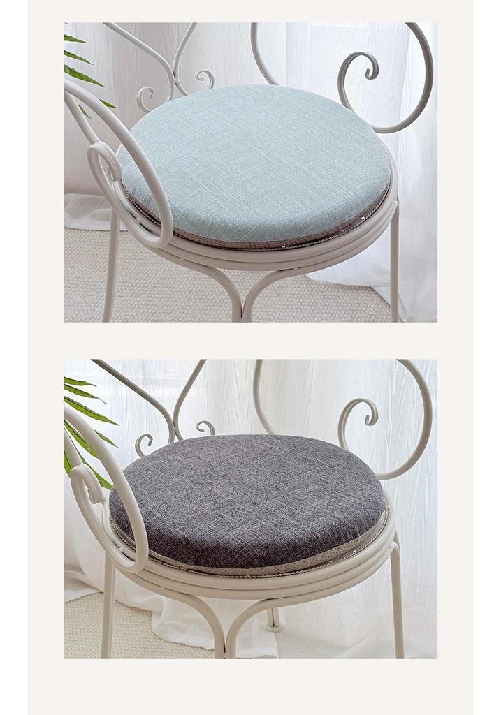 Japanese Zen Linen Round Tatami Floor Cushion for Meditation and Bay Window.