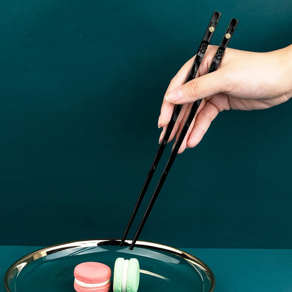 5 Pairs Japanese Chinese Chopsticks For Eating Food Sushi Sticks Reusable Metal Korean Chopsticks Set Healthy Tableware