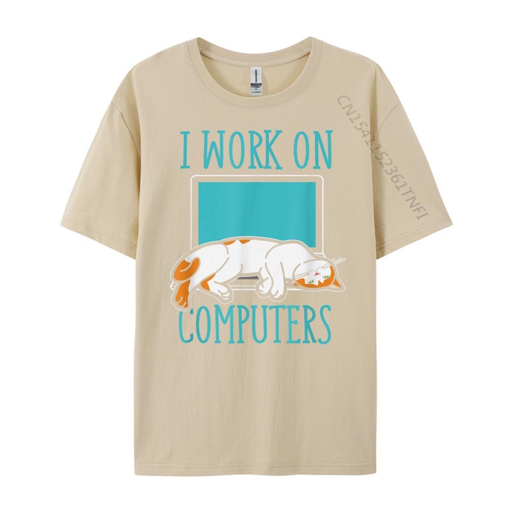 Funny Cats And Computers Laptop Tshirts For Pet Lovers Printed TShirt New Year New Years Eve Camiseta
