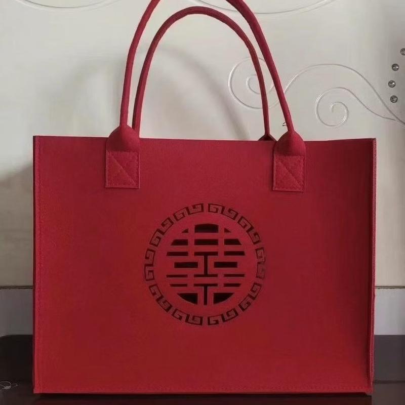 Вязаный плед LISM для праздника