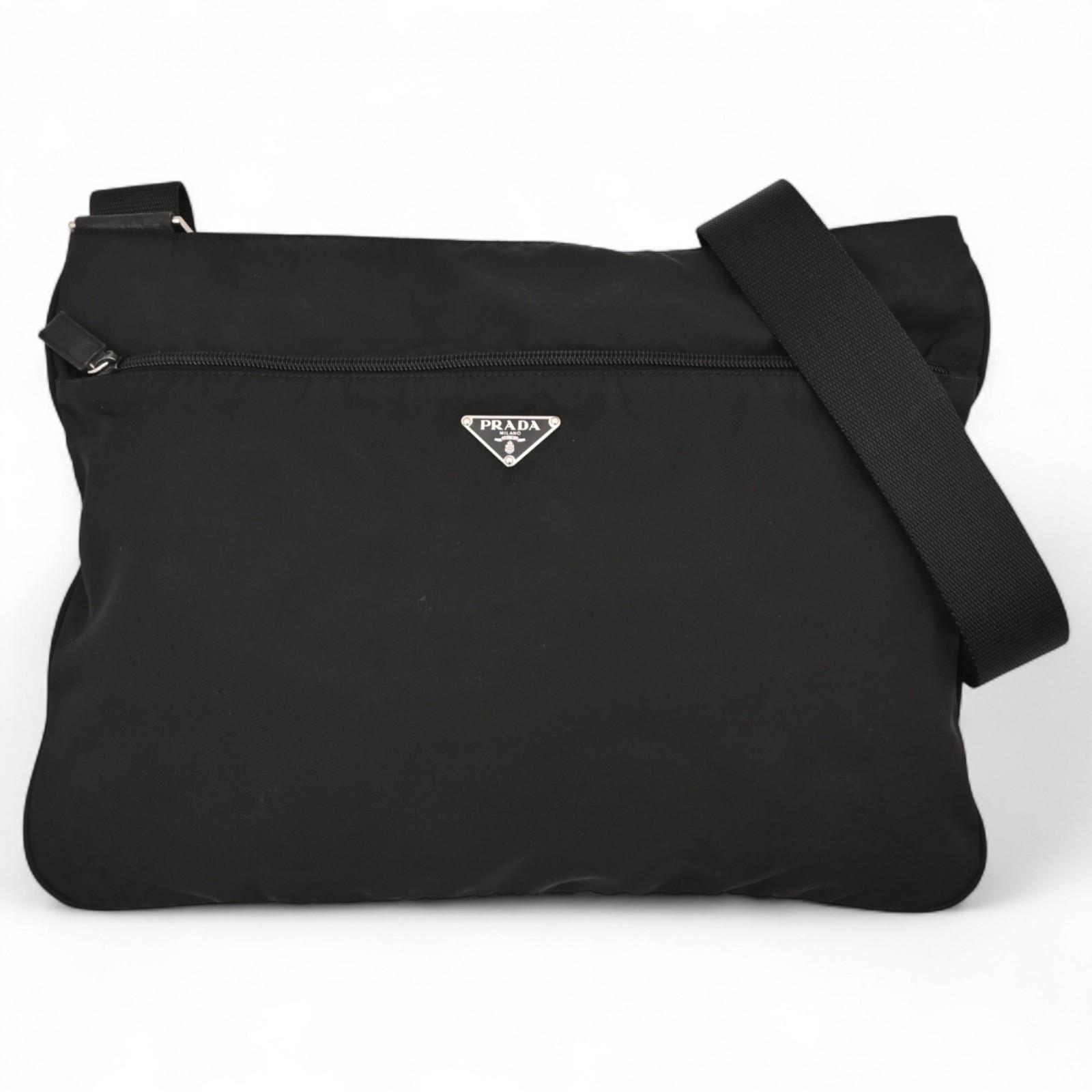 

Auth Prada Shoulder Bag Black Logo pr5522ab
