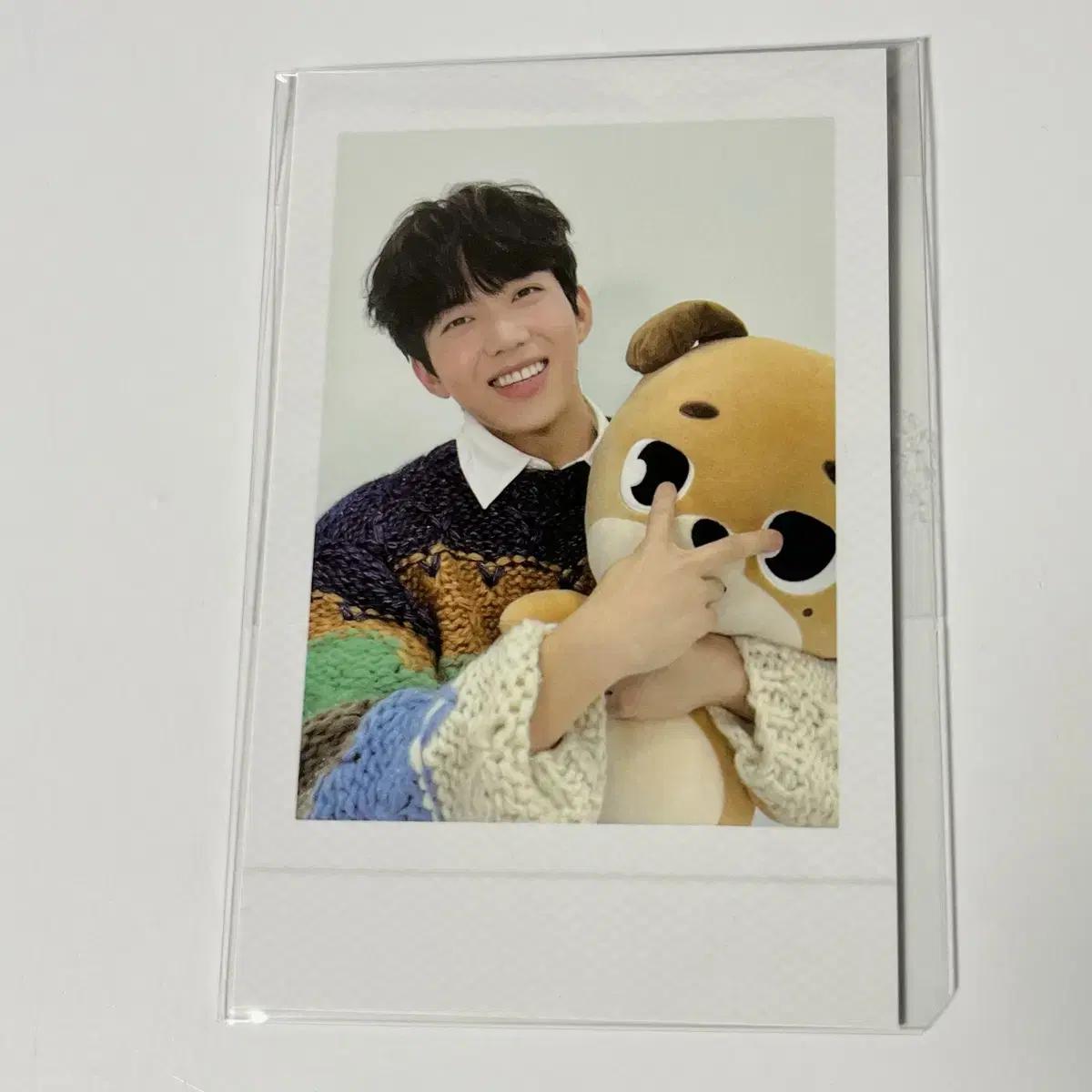 

Polaroid Photocard Dowoon By Giant Denimals