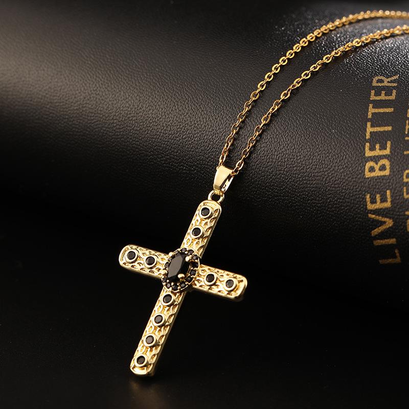 Cross necklace, zircon, European and American necklace, titanium lock chain, Instagram retro punk, personalized pendant, niche design