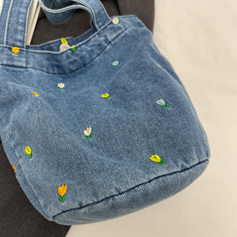 Джинсовая сумка-ведро в студенческом стиле — фото 16