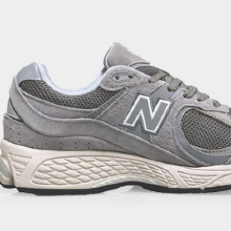 New Balance Sneakers Unisex 2002 Model Options