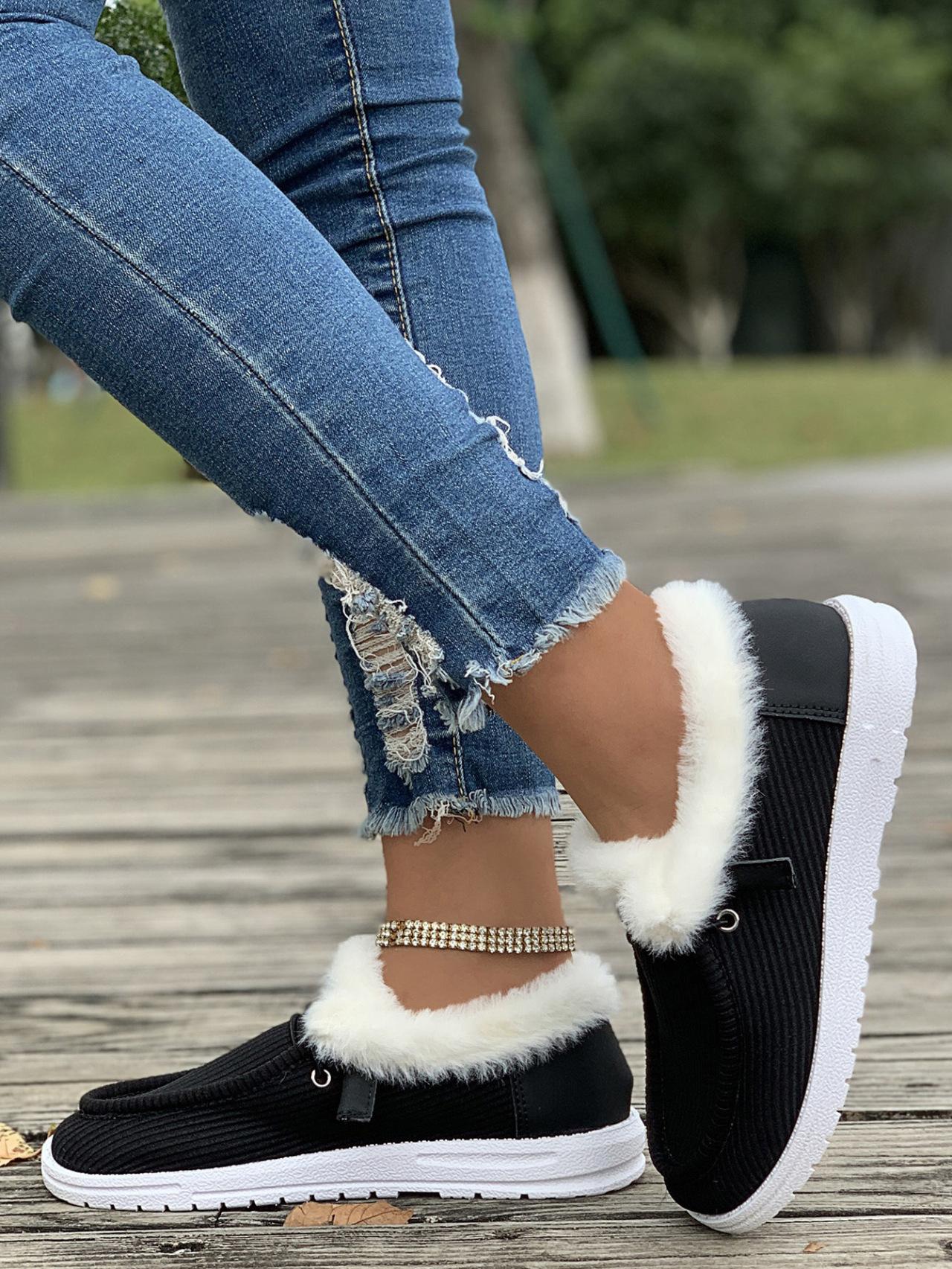 

Женские сапоги зимние новые толстые сапоги для снега женские большие бархатные утолщенные мохнатые хлопковые туфли большого размера женские 43 чёрный