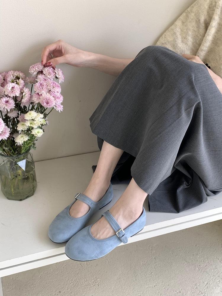 

Cowhide version~ 2025 spring Mori leather single shoes women s flat-bottomed retro one-word buckle round head Mary Jane casual shoes 40