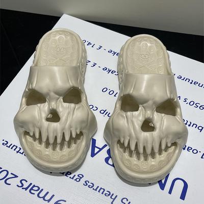 Fashion Cool Personalized Skull Designer Men's Women Slippers 2024 Summer Outdoor Slides Thick Bottom Beach Man Leisure Platform Sandals
