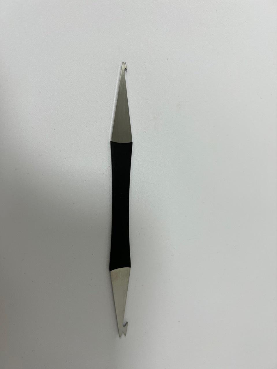 

Woodwind Instrument Repair Tool: Dual-Use Spring Hook for Saxophones, Flutes, and Clarinets Without Text